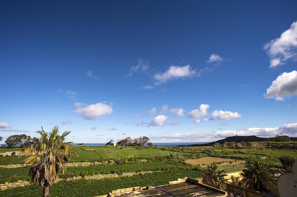 West B&B Għarb Kültér fotó