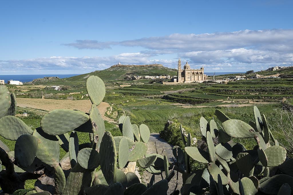 West B&B Għarb Kültér fotó