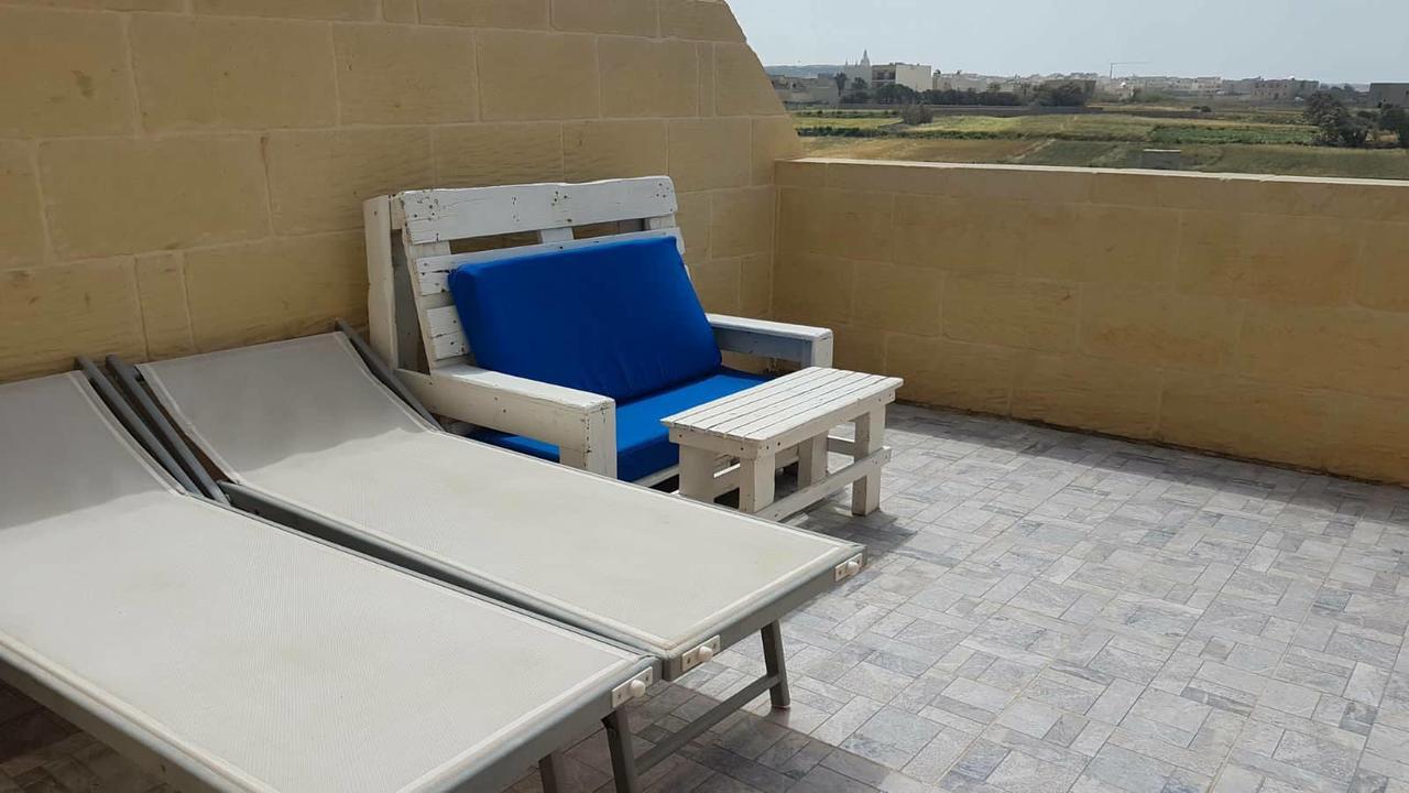 West B&B Għarb Kültér fotó